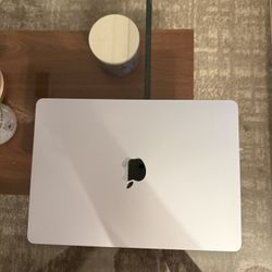 MacBook Air M4 2025 Sky Blue 13 Inch