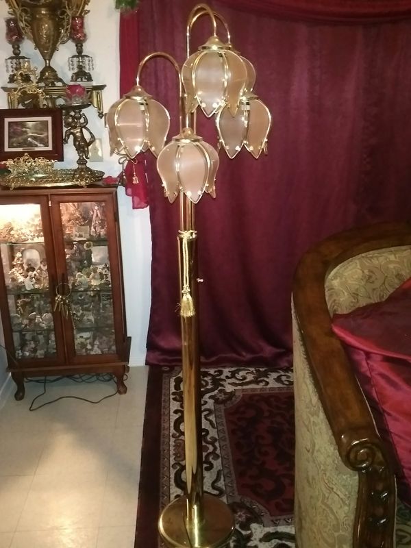 Vintage Lotus Flower Floor Lamp Design Ideas