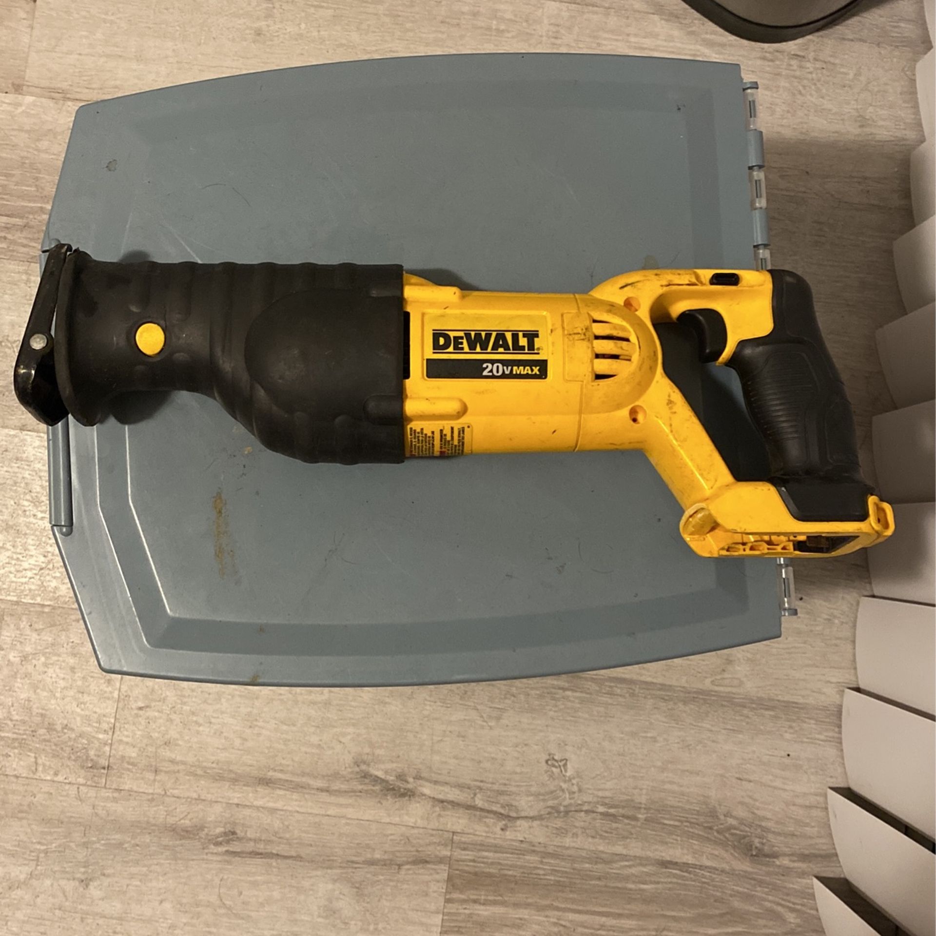 Dewalt Sawzall