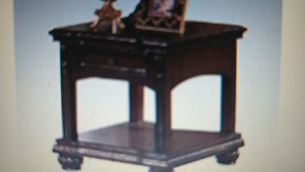 ACME Anondale Wooden Frame End Table in Cherry