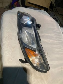 2009 to 2011 Honda Civic left headlight OEM