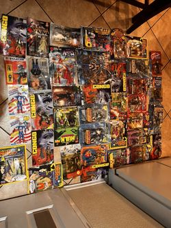Assortment Of Action Figures 38 Pieces