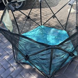 Kid Play Pen Or Dog 