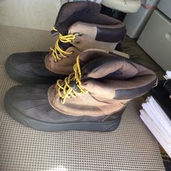 Snow Boots Size US 3