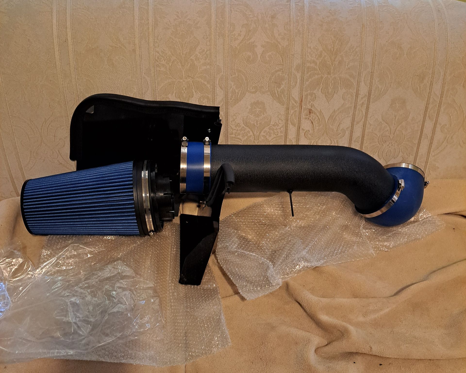 GMC Sierra Chevy Silverado Cold Air Intake Kit 99-06
