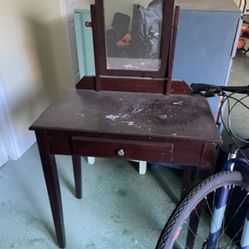 Makeup Vanity