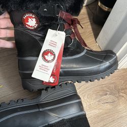 New With Tags Canada Gear Boots