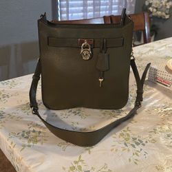 MICHAEL Michael Kors Hamilton  Cross-Body Bag Color Green Leather Good