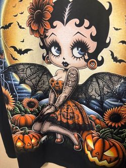 New Betty Boop Halloween Tshirt adult medium