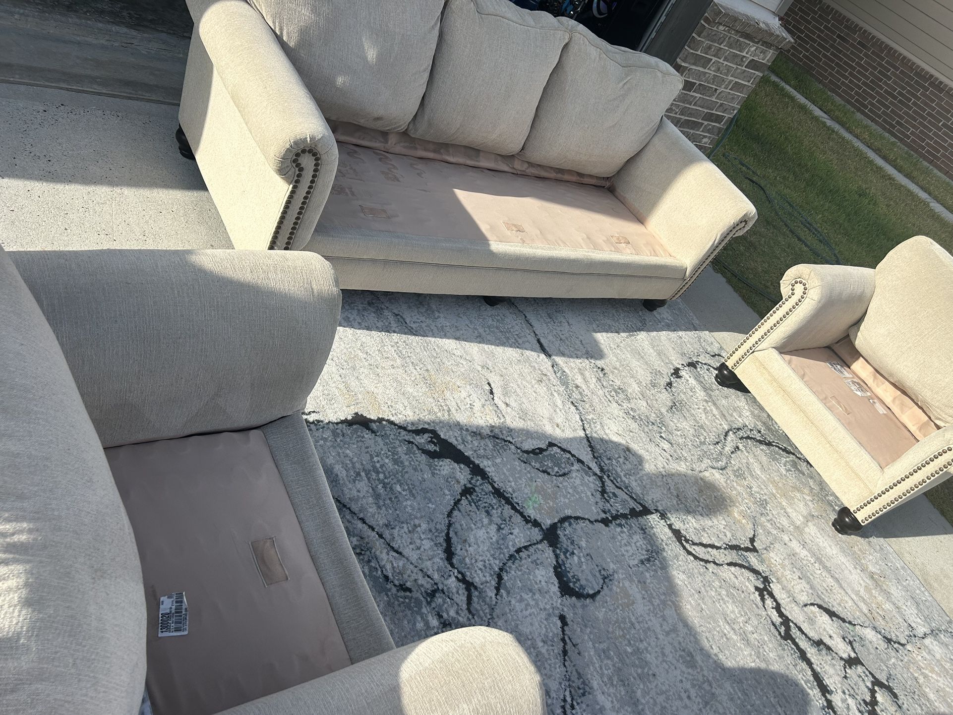 Sectional/sofa/couch/sala