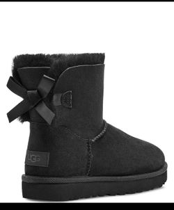 Ugg Bailey Short Boots