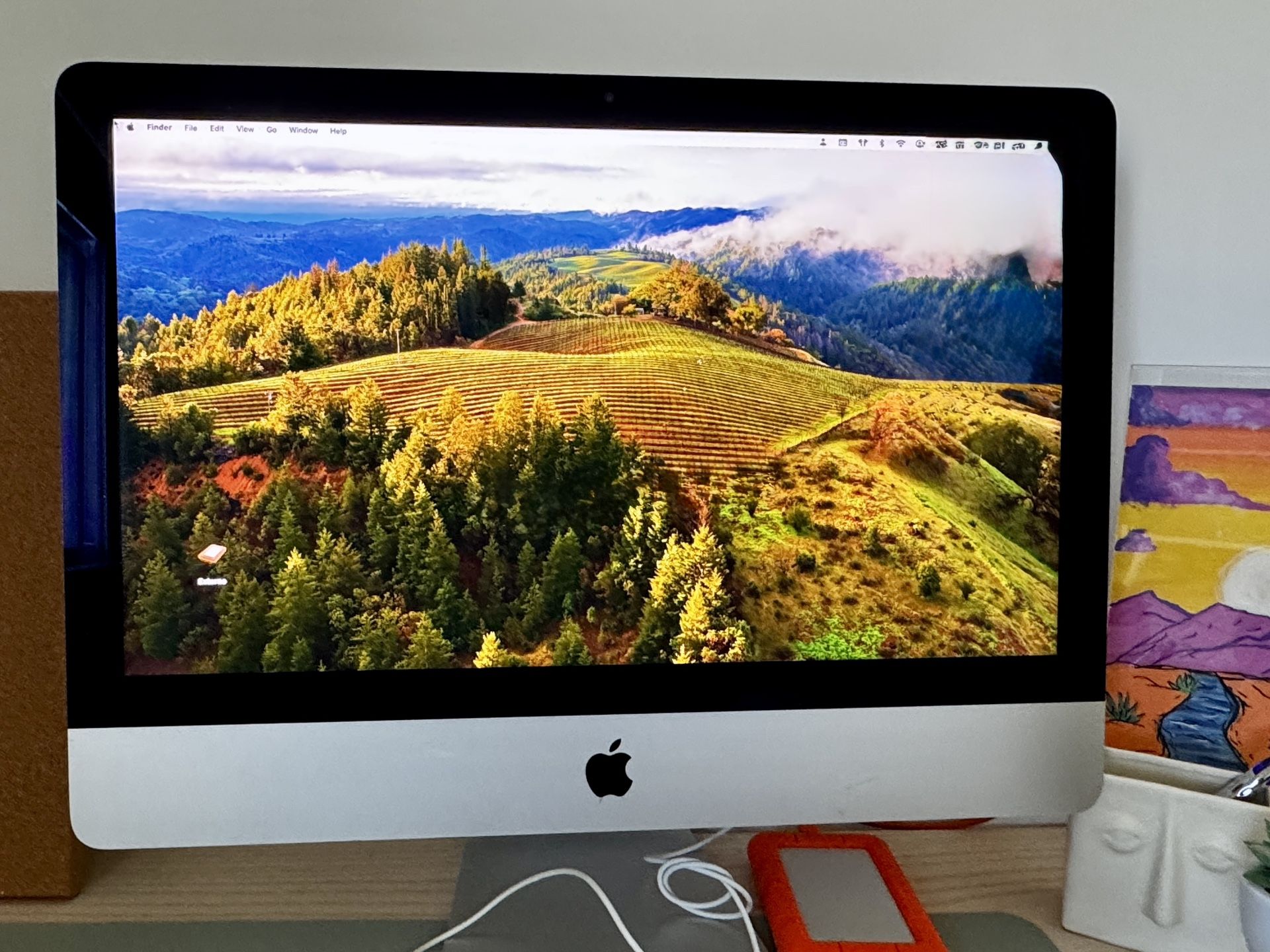 iMac Retina 4K, 21.5-inch, 2019