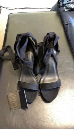 Brand new Forever 21 heels size 9