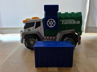 Tonka toy truck