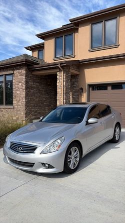 2012 Infiniti G37