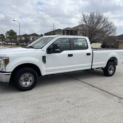 Ford f250 xl 6.2 2019 $9800