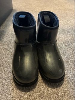 Black Ugg Rainboots