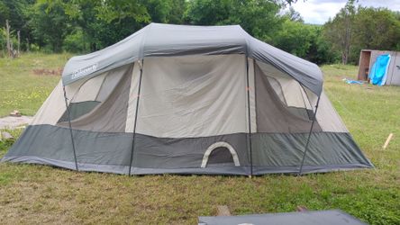 Coleman tent