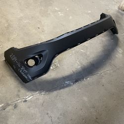 2014-16 Jeep Grand Cherokee Laredo Front Bumper