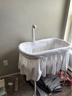 White Baby Bassinet