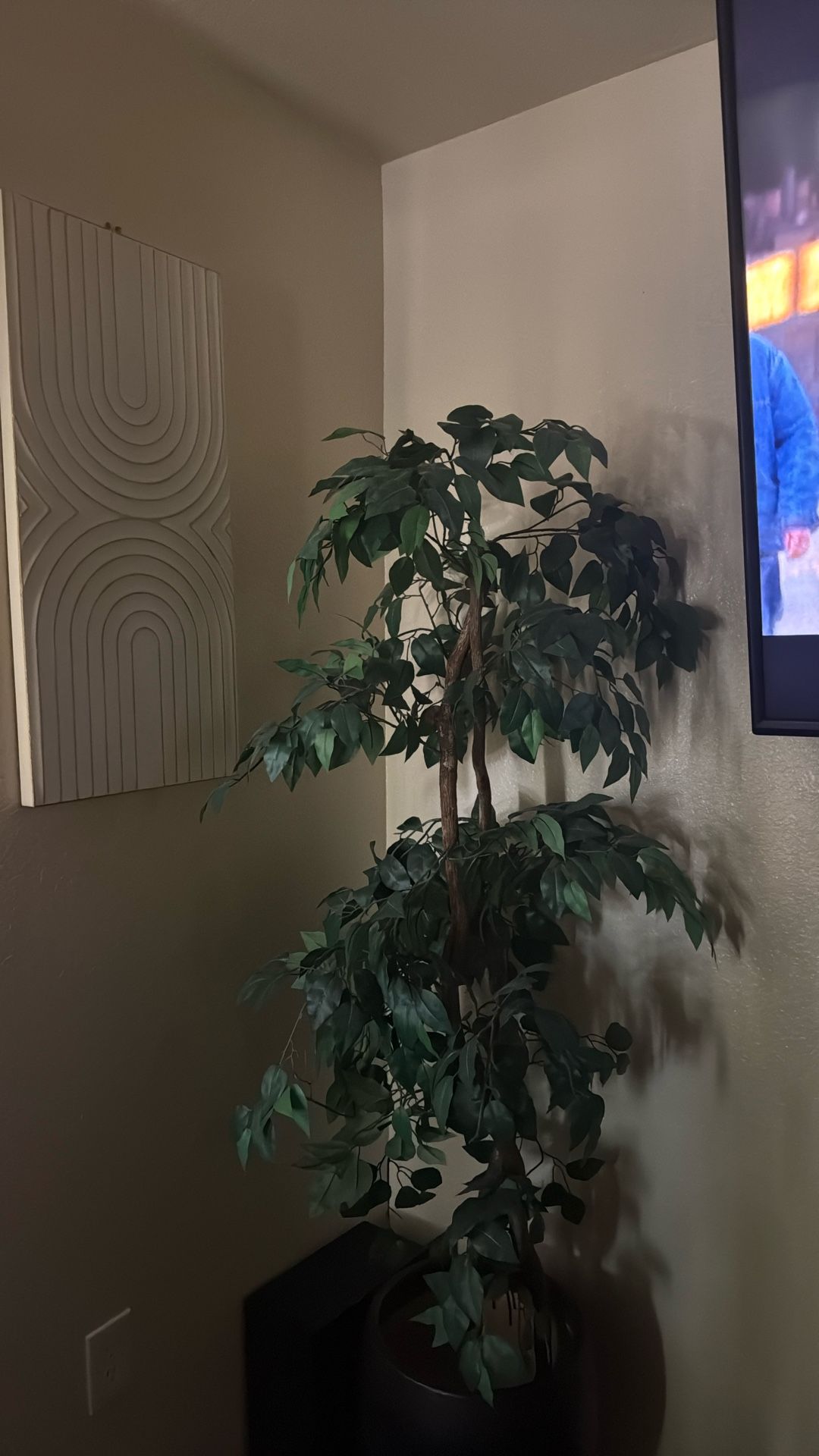 Fake Plants With Vase