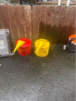 Safety gas cans