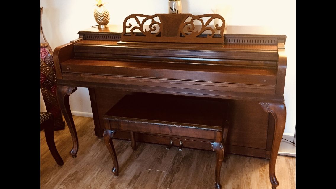 Vintage Cable Nelson spinet with built in dehumidifier.