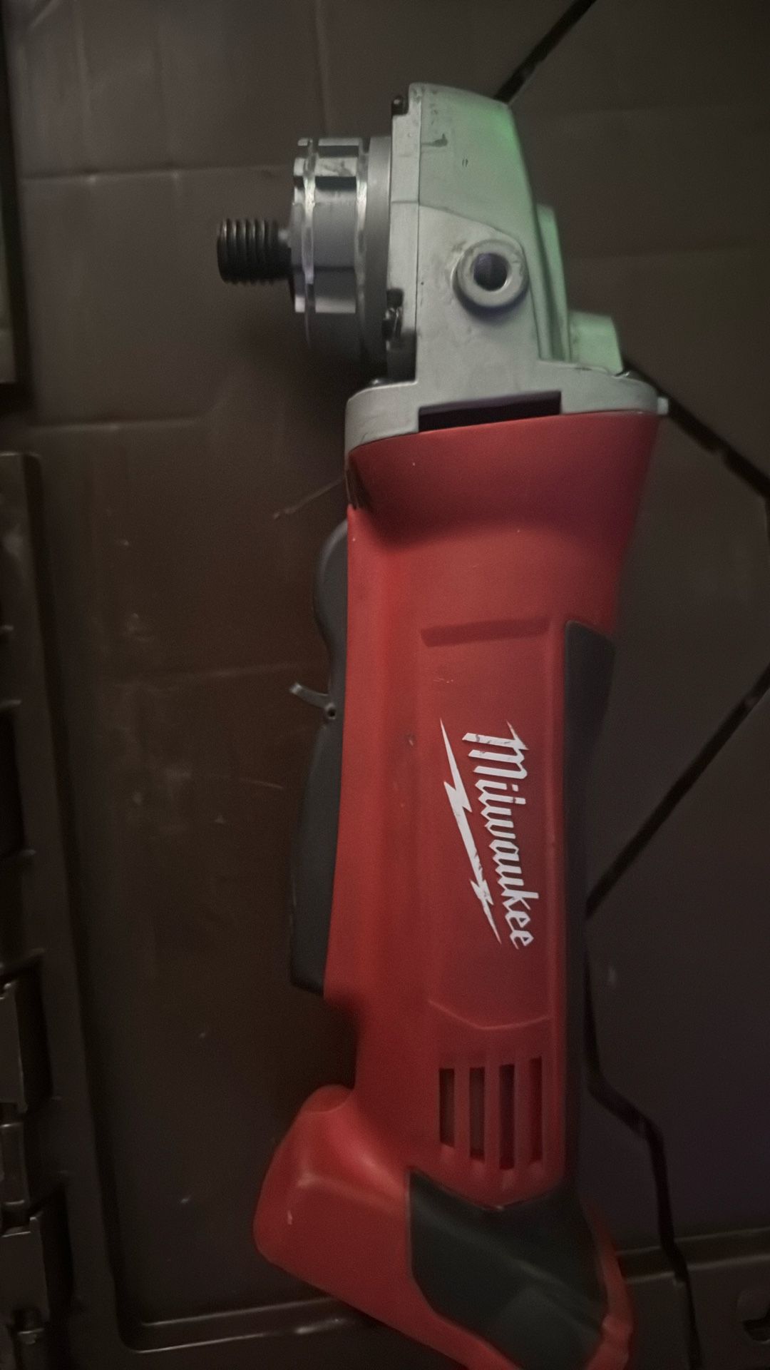 Milwaukee Grinder (battery)