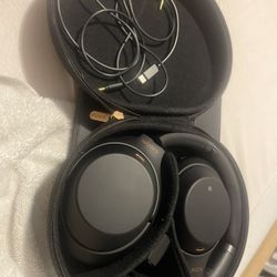 Sony WH1000XM3 Black Wireless Bluetooth Headphones