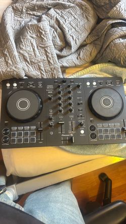 DDJ FLX-4
