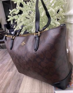 Pretty item