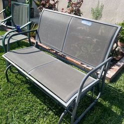 Excelente condition, Rocking, Bench Beach, Chairs, picnic table and patio set