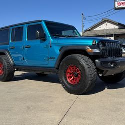 2020 Jeep Wrangler 