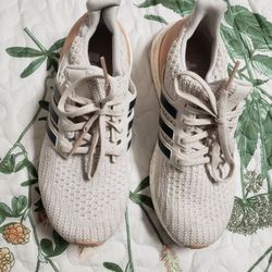 Adidas Womens Ultra Boost 
