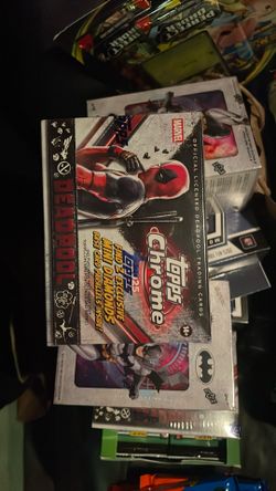 Deadpool  Topps Chrome