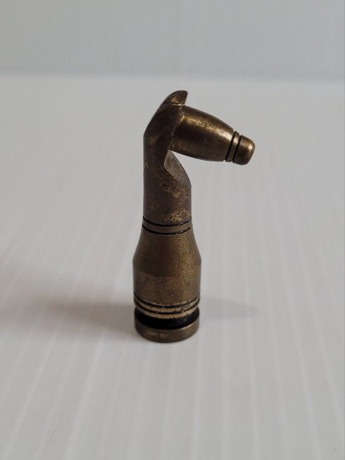 Knight Piece Brass Chess Set Mid 20th Century Hans Teppich, Israel - Gold