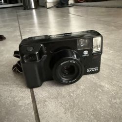 Minolta Freedom 35mm film camera