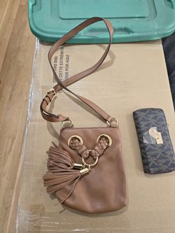 Micheal Kors Cross Body Fashion Bag