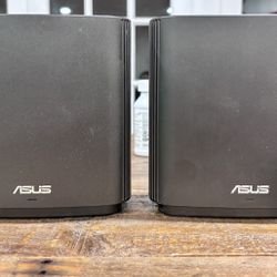 2 ASUS ZenWifi CT8 AC3000 TriBand gigabit Router