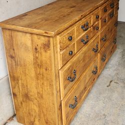 Antique 6 drawer.dresser
