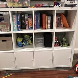 IKEA Storage Cube With 4 Inserts. Like New! 