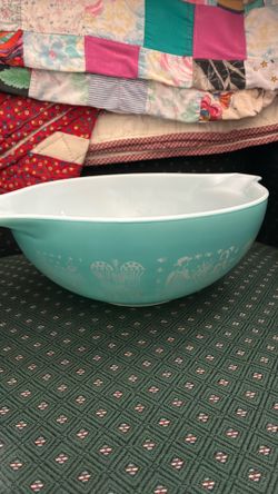 Vintage Pyrex Amish blue 444