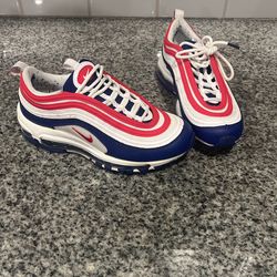 Nike Shoes Size 4