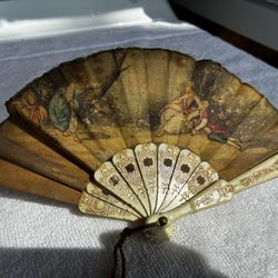 Vintage Hand Painted Embroidery Cloth/Plastic Folding Hand Fan White/Gold Rare!