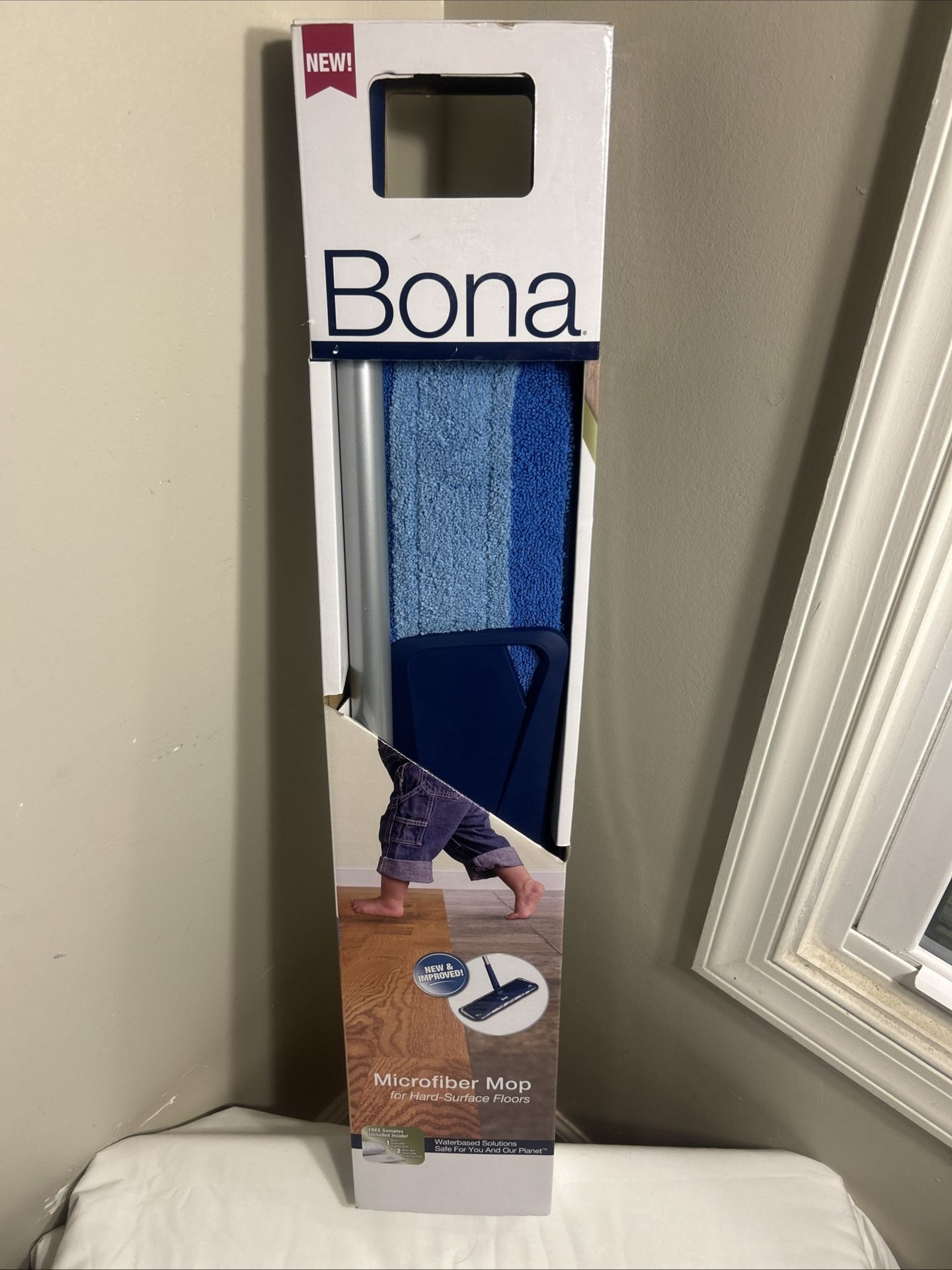 Microfiber Floor Mop With Cleaning/Dusting Pad