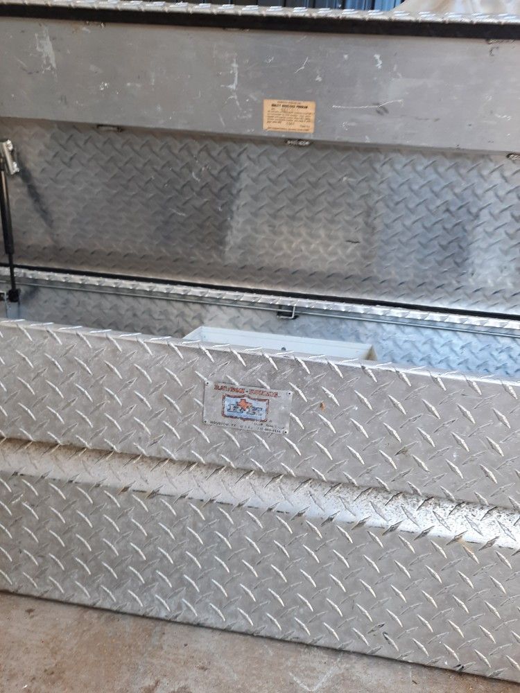 Truck Tool Box
