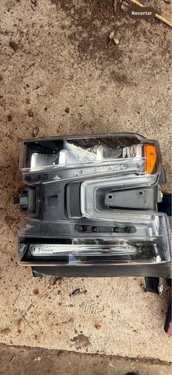 2019-2021 Chevy Silverado 1500 Headlight