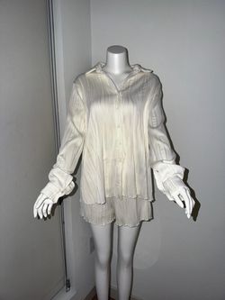 Solid Lantern Long Sleeve Shirt