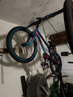 Kids bikes
