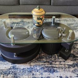 Side Table With Stools 